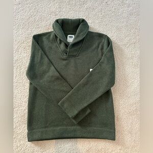 NWT Old Navy Boys sweater. Size M(8).